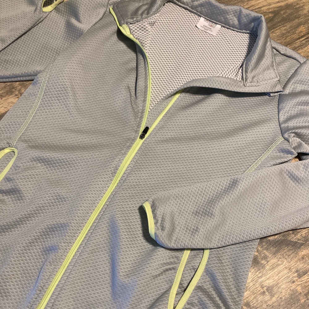 Women’s long sleeve zip up Danskin
